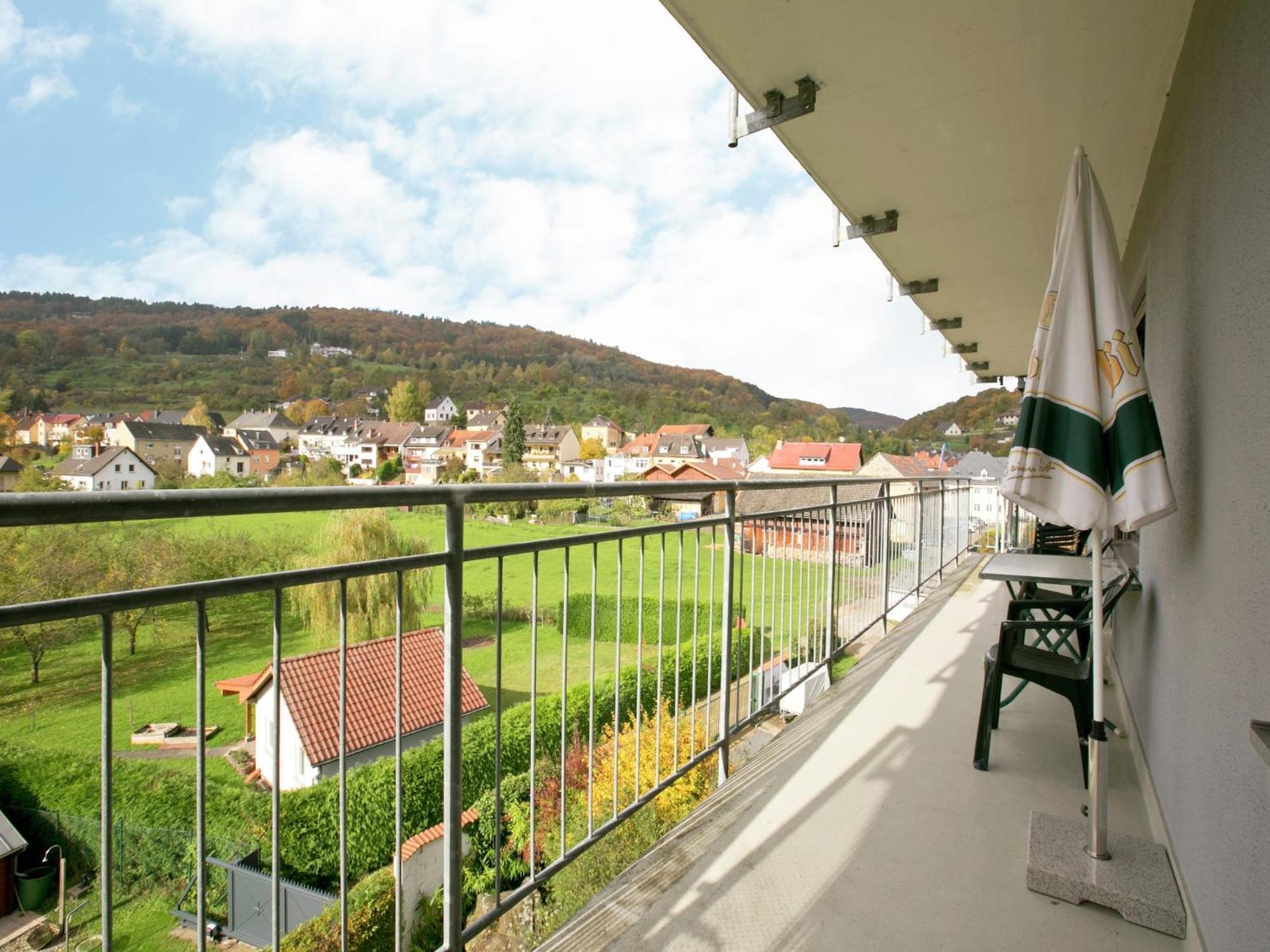 Apartment In Bollendorf With Forest View Eksteriør bilde